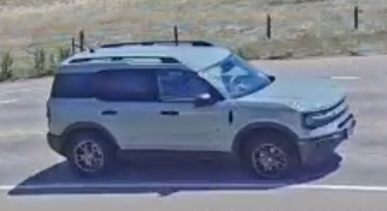 Conductor de Fuga Buscado Tras Atropellar a Ciclista de 75 Años en Boulder
