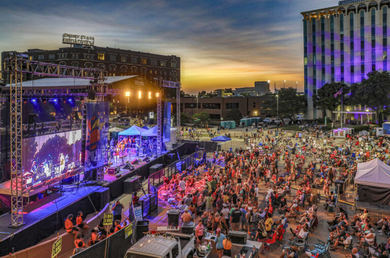 ¡Riverfest Wichita 2023: Nueve Días de Música y Cultura en el Corazón de la Ciudad!