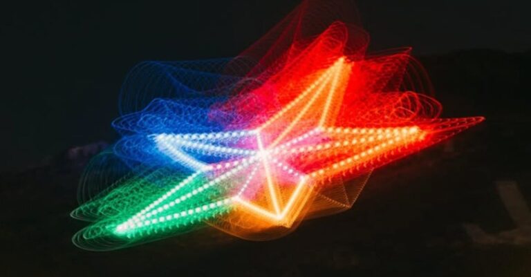 La Estrella de El Paso Brillará con Colores del Orgullo LGBTQ+ durante Junio