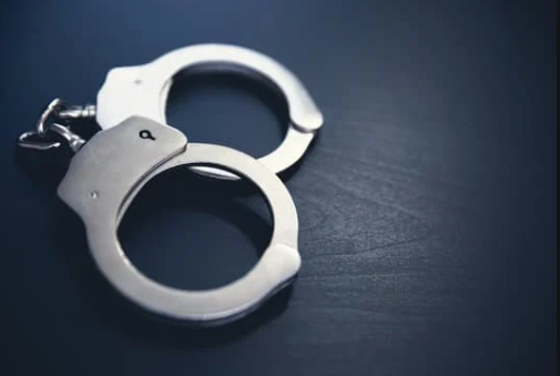 Homicidio en Fernley: Arresto Rápido de Sospechosos en Lyon County