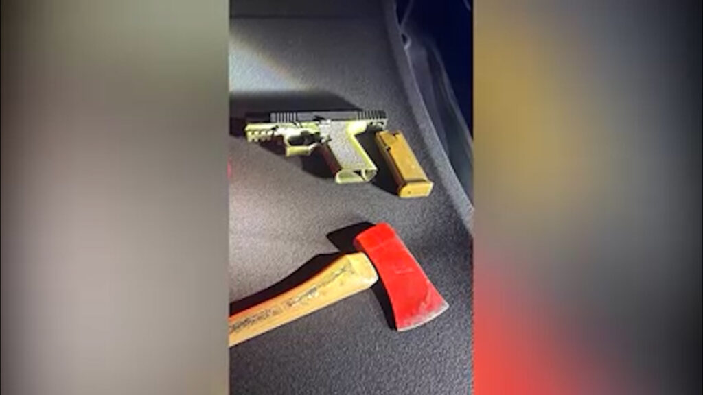 Arresto en Monterey: Hombre Capturado con Pistola Fantasma Cargada