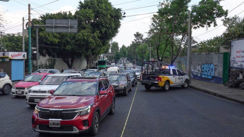 Descubre qué autos descansan hoy en el programa Hoy No Circula CdMx y Edomex