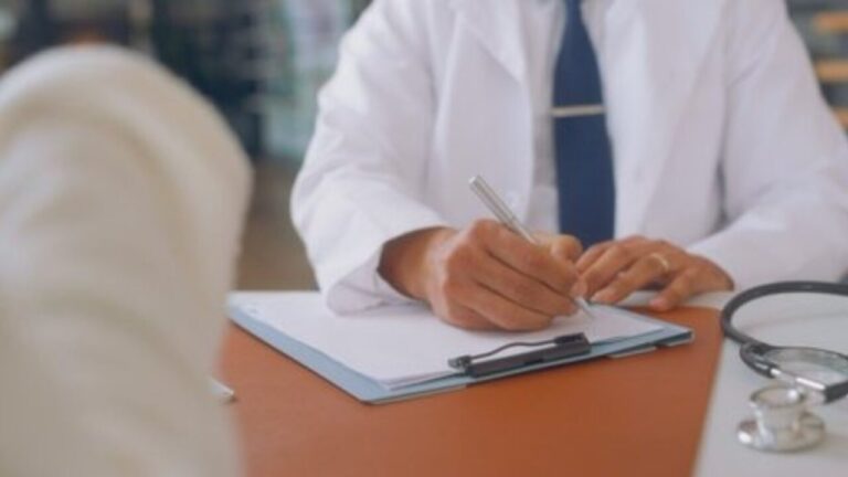 La Costa Central se Une para Defender Medi-Cal y la Salud de los Inmigrantes