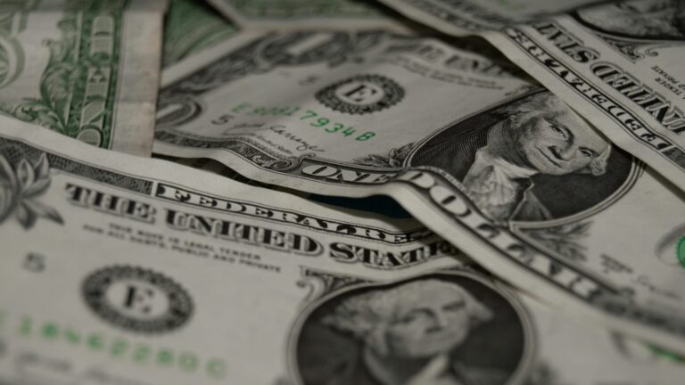 Tipo de Cambio en Vivo: El Peso se Aprecia frente al Dólar Hoy, 10 de Junio de 2026