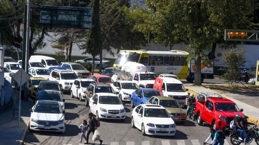 Hoy No Circula en CdMx y Edomex hoy: qué autos descansan este lunes 15 de junio de 2026