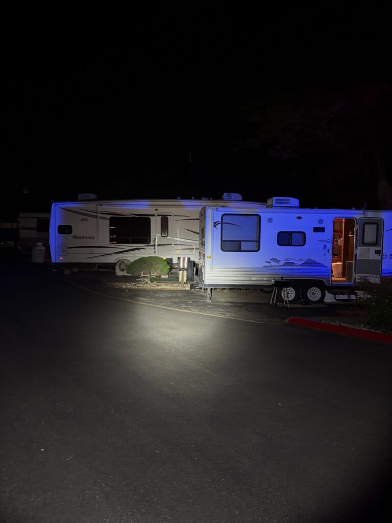 Metanfetamina provoca tiroteo en Reno: arrestan a exconvicto tras disparos en un parque de remolques