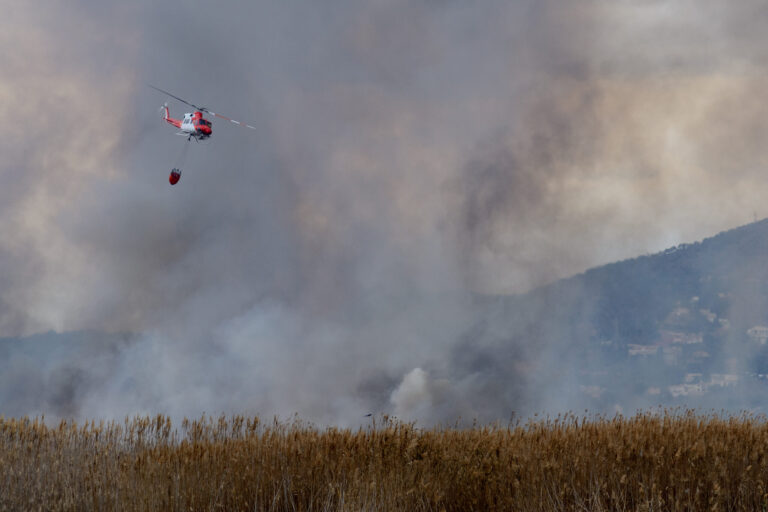 Aviso de humo de South Coast AQMD por incendios forestales afecta a San Diego y Riverside