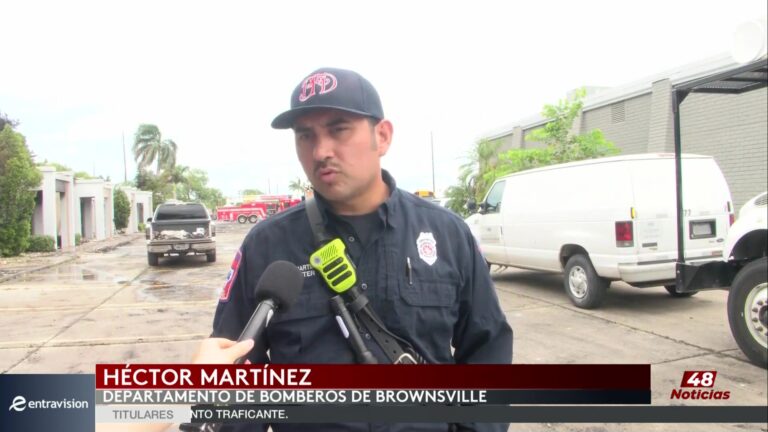 Incendio en Brownsville destruye la Plaza Wellington y afecta a 19 negocios