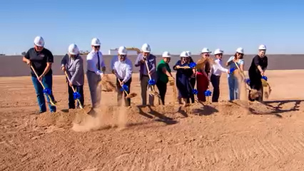 Colocan primera piedra del proyecto residencial “Somerton Townhomes” en Somerton, Arizona