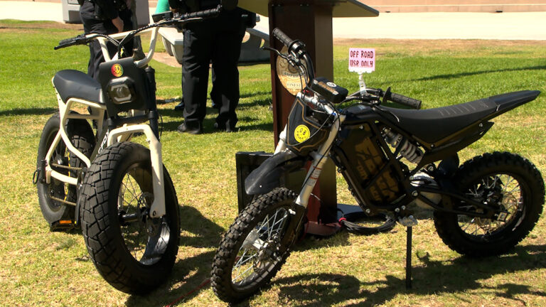 San Diego aprueba nuevas reglas sobre bicicletas eléctricas para menores