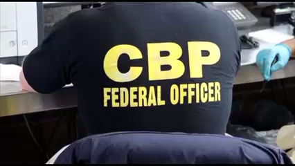 Rescatan a dos menores presuntamente secuestrados por su padre tras operativo en California