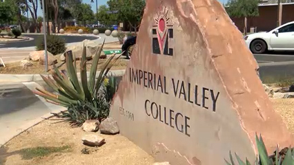 Nuevo programa permitirá a estudiantes de colegios comunitarios asegurar transferencia a universidades estatales de California