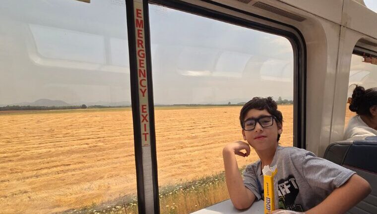 Make-A-Wish Nevada cumple el sueño de un niño con afección cardíaca en el tren Amtrak Coast Starlight