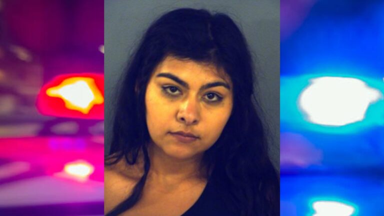 Arrestan a mujer buscada por drogas y robo; hallan presunto fentanilo en vehículo en El Paso