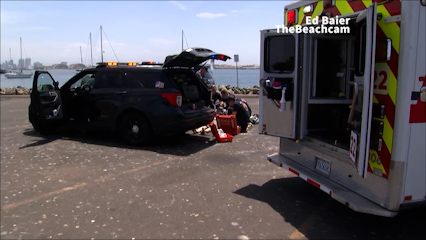 Investigan robo de cajero automático en San Diego; una persona está en estado crítico