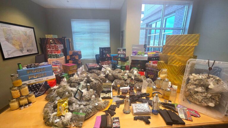 Drogas incautadas: arrestan a un hombre con 650 libras de narcóticos y armas en Reno