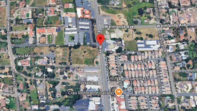 Buscan a sospechoso de agredir sexualmente a mujer en Vista; autoridades piden ayuda para localizarlo