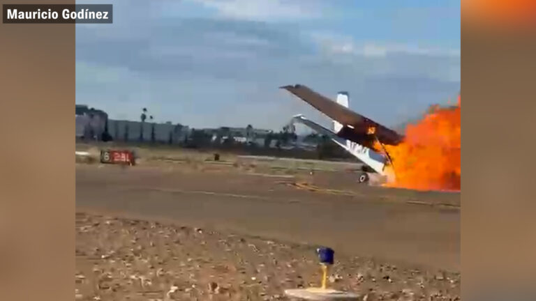 Reabre el Aeropuerto Montgomery-Gibbs tras accidente aéreo fatal