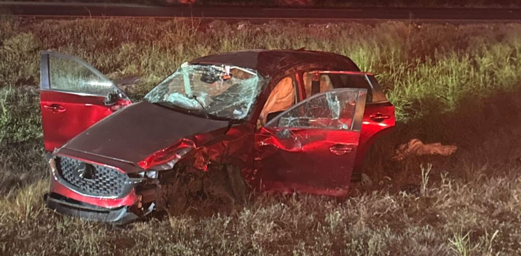 Tres personas resultan heridas tras choque contra una vaca en el Condado San Patricio
