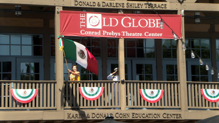 Mexicanos celebran el Grito de Independencia en Balboa Park