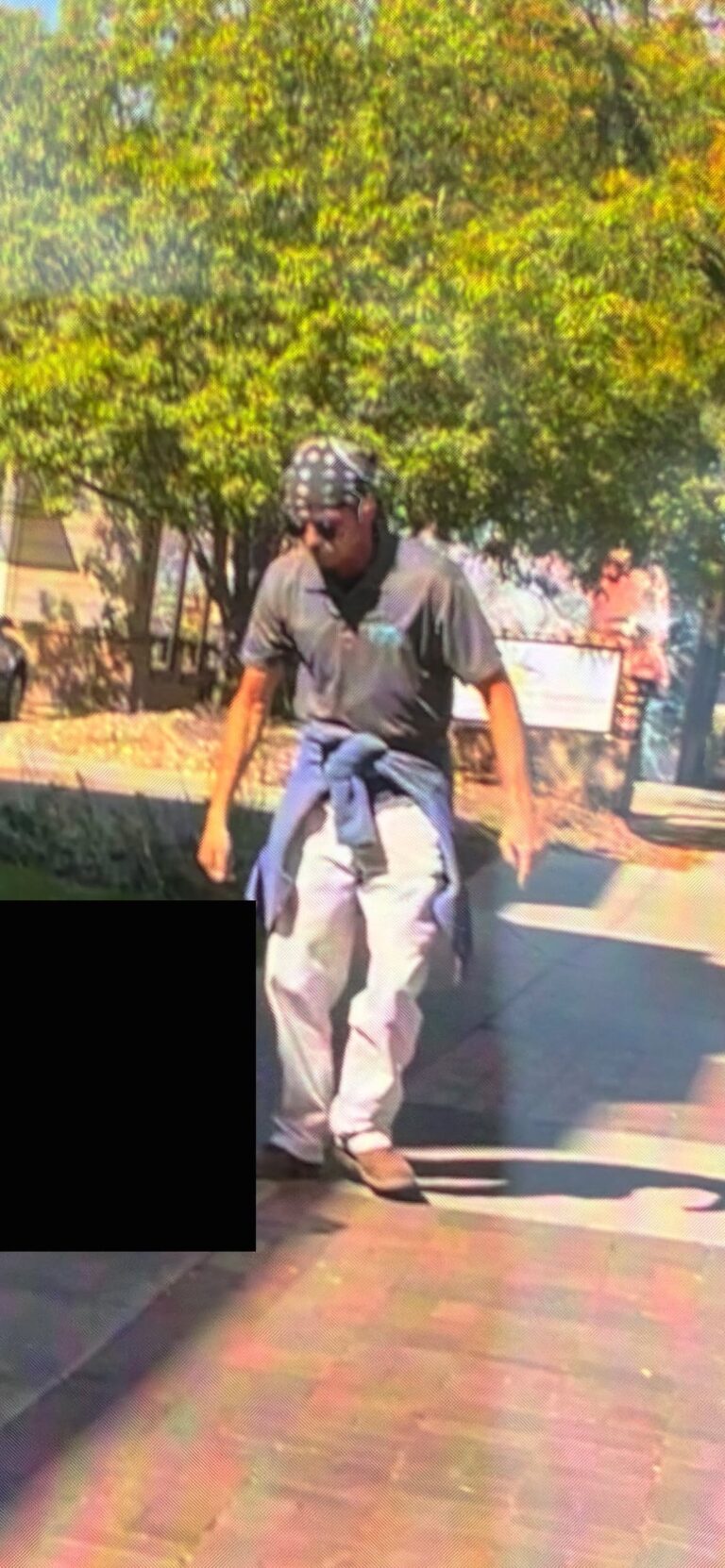 Policía de Longmont busca identificar a persona de interés por agresión a un menor