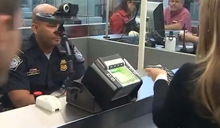 DOS MILLONES DE DÓLARES PARA SERVICIOS DE INMIGRACIÓN EN LA COSTA CENTRAL