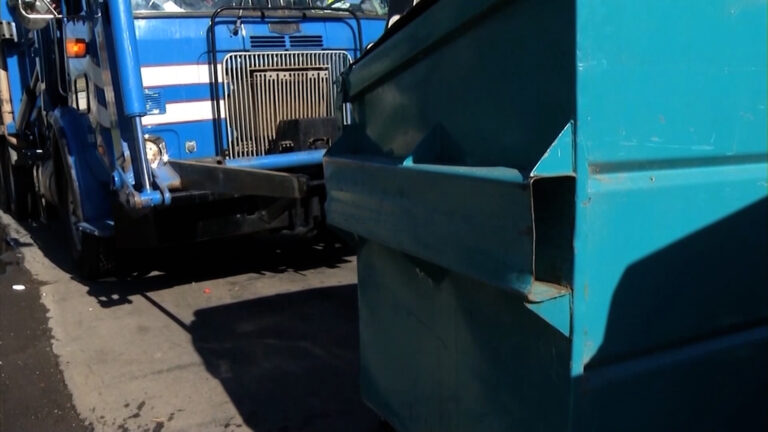 San Diego corrige cobros incorrectos de basura en facturas de impuestos