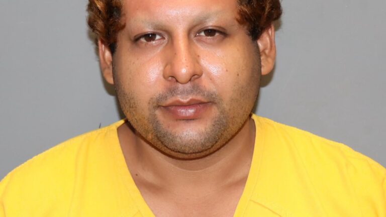 Apuñalan a hombre dentro de H-E-B en Weslaco; sospechoso fue arrestado