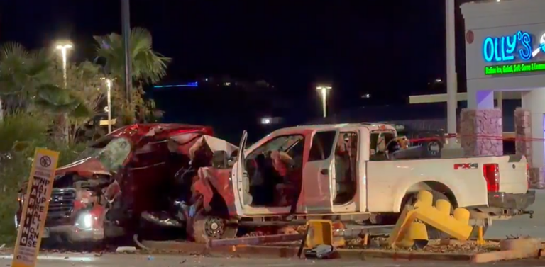 Tres personas fallecen tras fuerte accidente en Southwestern y Redd Rd.