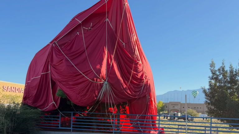 Bomberos de Albuquerque atienden tres percances de globos aerostáticos