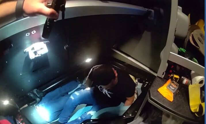 Sentencian a 21 meses de prisión a hombre por transportar a 10 migrantes