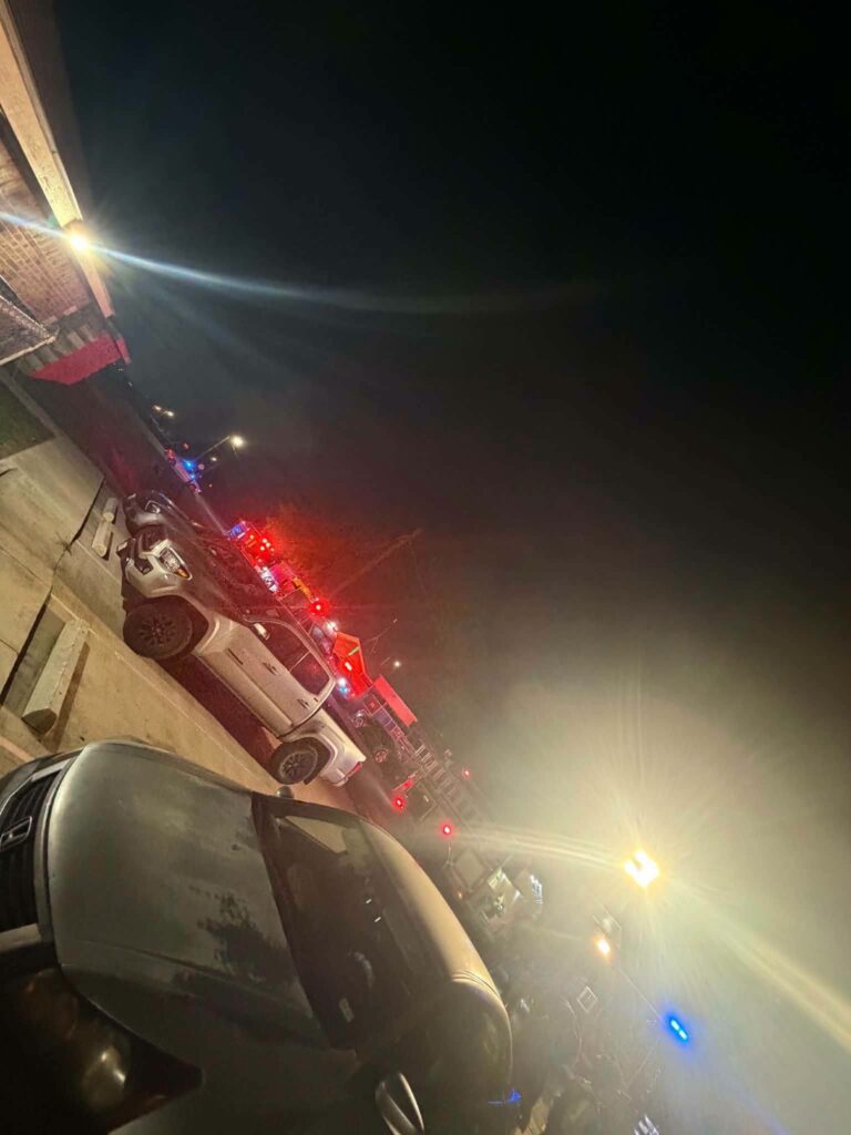 Bomberos controlan incendio estructural en La Villa; no se reportaron personas lesionadas