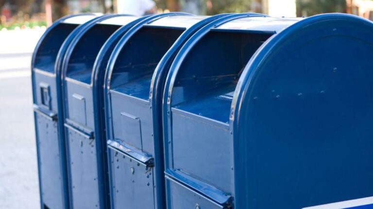 Servicio Postal: plan masivo con 10,000 contrataciones para las fiestas de fin de año